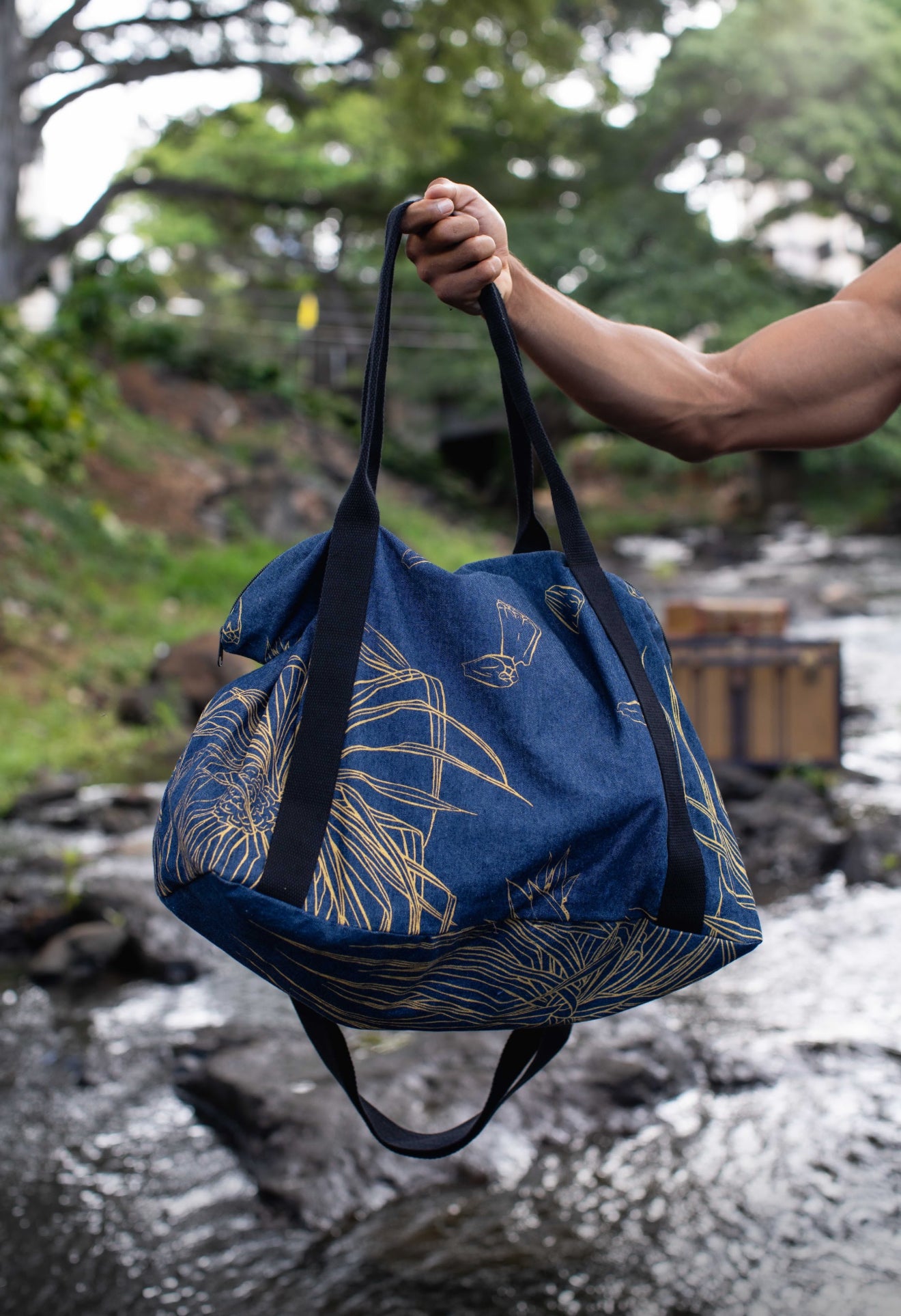 KIHOLO CARRY ALL DUFFEL (DENIM PAKAHI DENIM PALUA)
