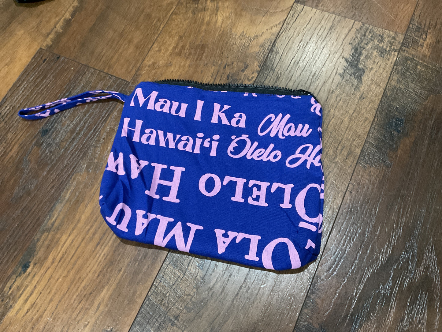 Kahaluʻu Clutches LINEN MIH ʻ25