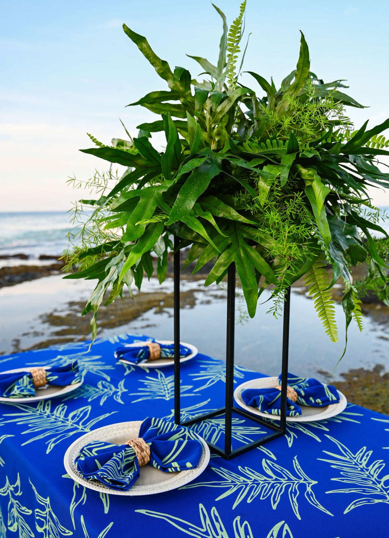 Table Settings MMʻ25