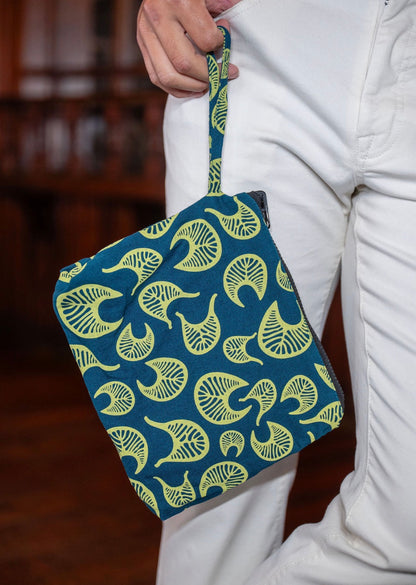 Kahaluʻu Clutches LINEN (NEWʻ26) ALLMT