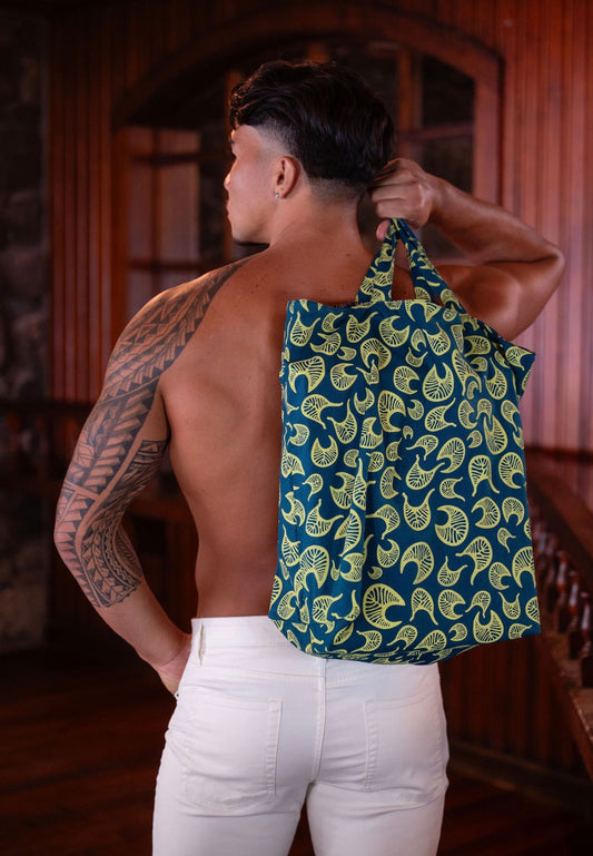 NIUMALU 20" TOTE BAG (NEWʻ26) ALLMT